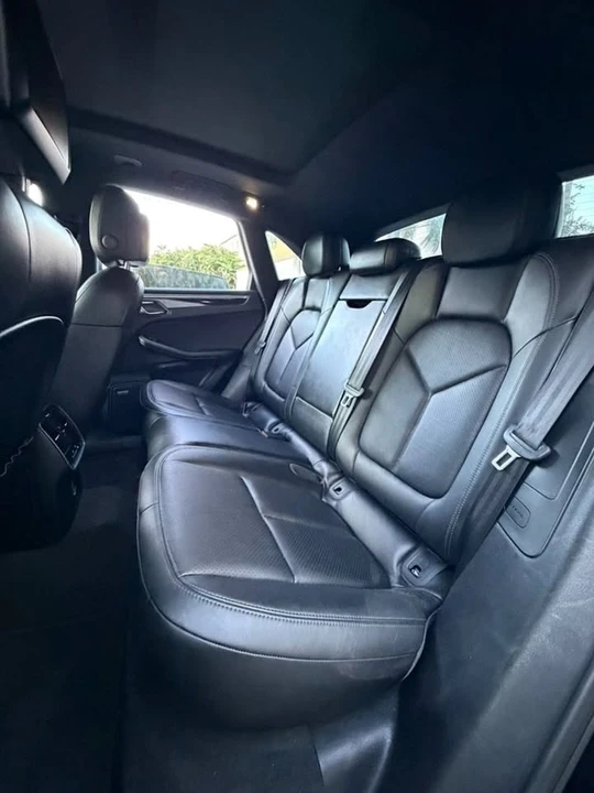 2018 Porsche Macan S - Image 7 of 10