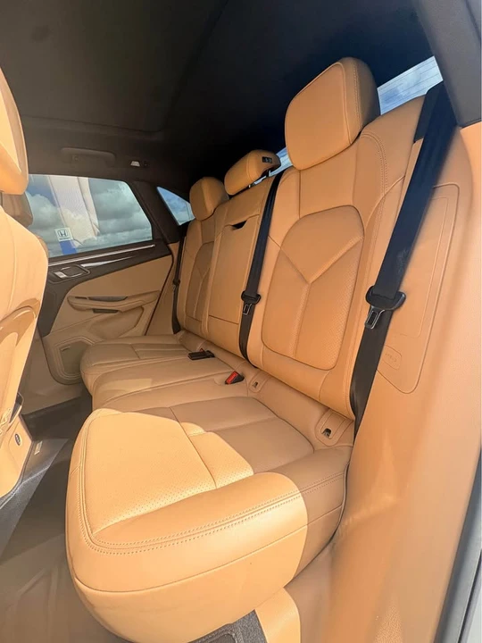2018 Porsche Macan S - Image 8 of 15