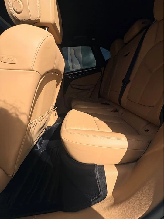 2018 Porsche Macan S - Image 7 of 15