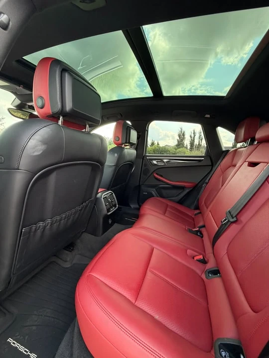 2018 Porsche Macan S - Image 6 of 10