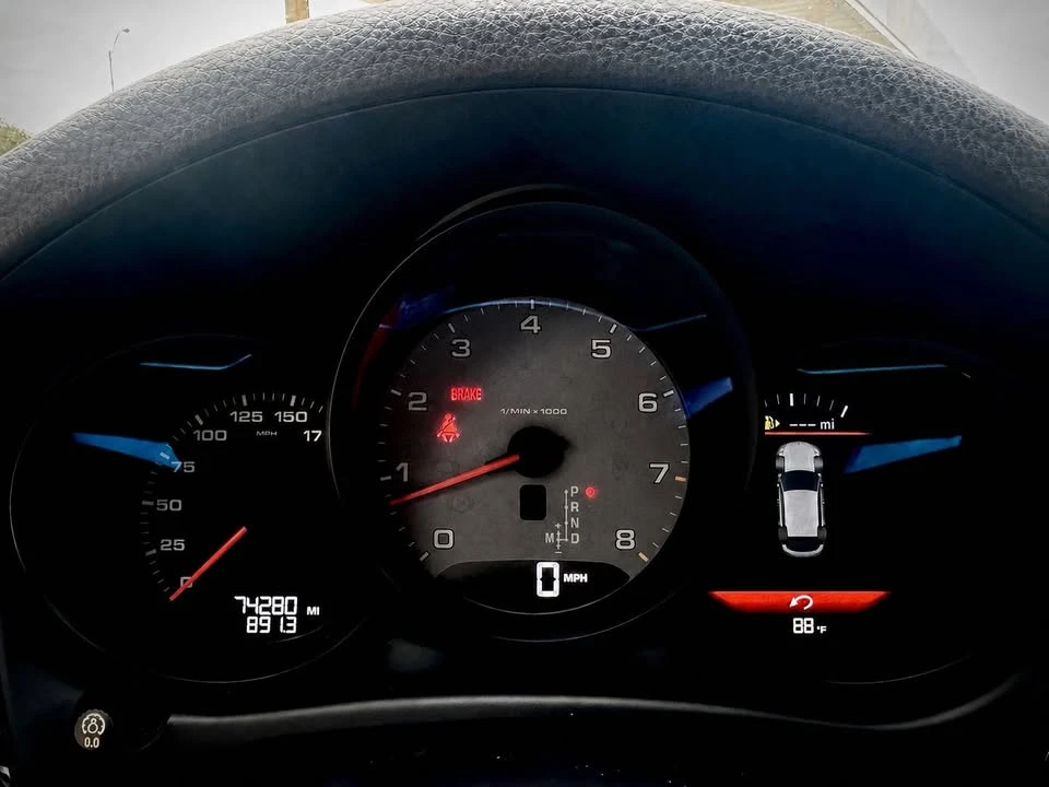2018 Porsche Macan S - Image 10 of 18