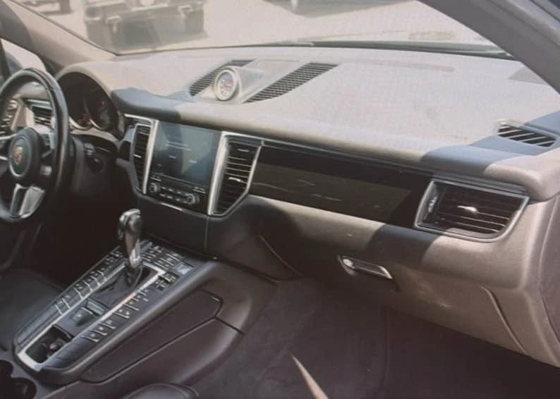 2018 Porsche Macan S - Image 11 of 14