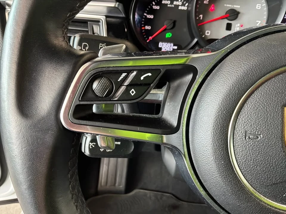 2018 Porsche Macan S - Image 14 of 20