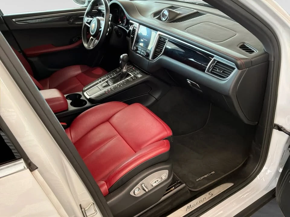 2018 Porsche Macan S - Image 18 of 20