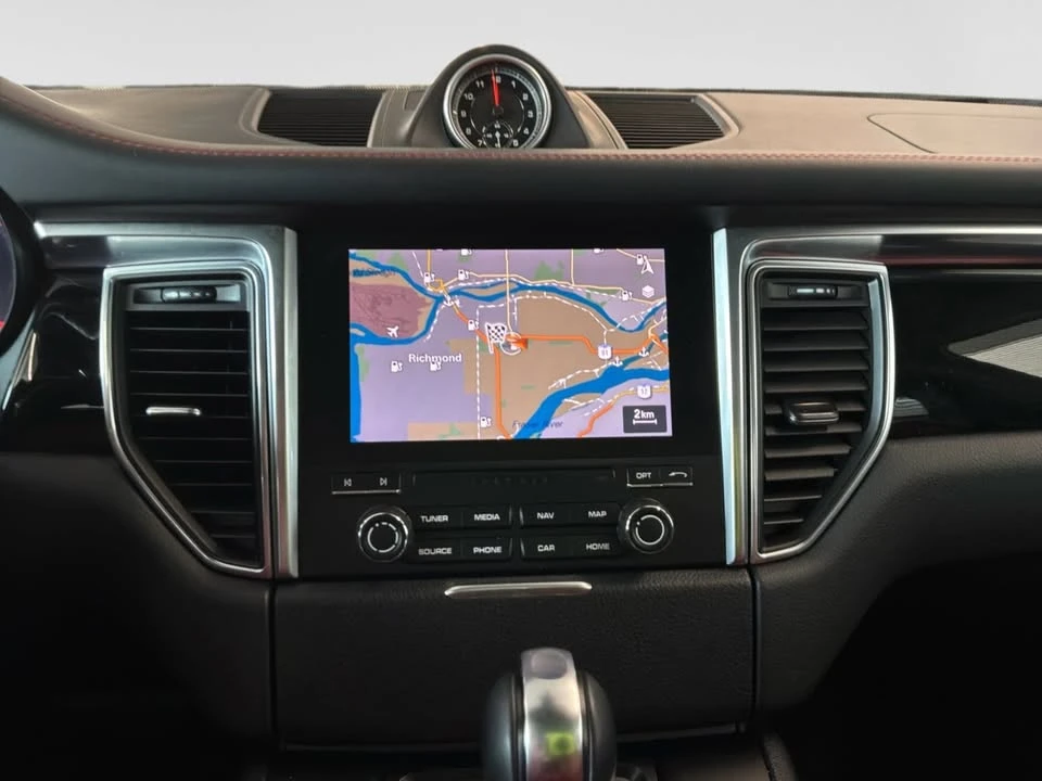 2018 Porsche Macan S - Image 16 of 20