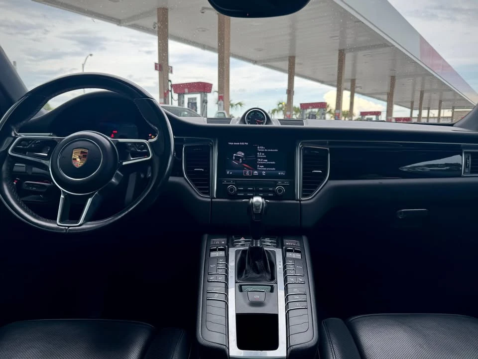2018 Porsche Macan S - Image 14 of 18