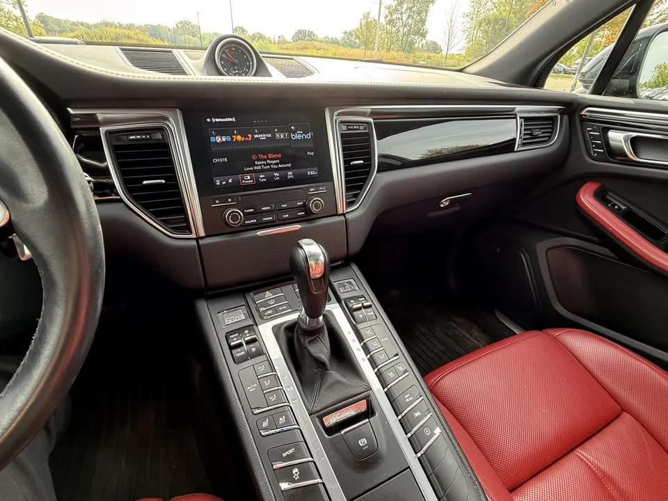 2018 Porsche Macan S - Image 7 of 9
