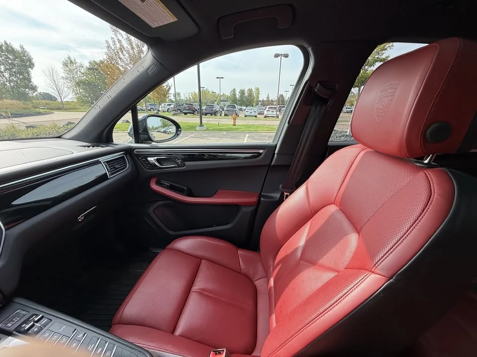 2018 Porsche Macan S - Image 8 of 9