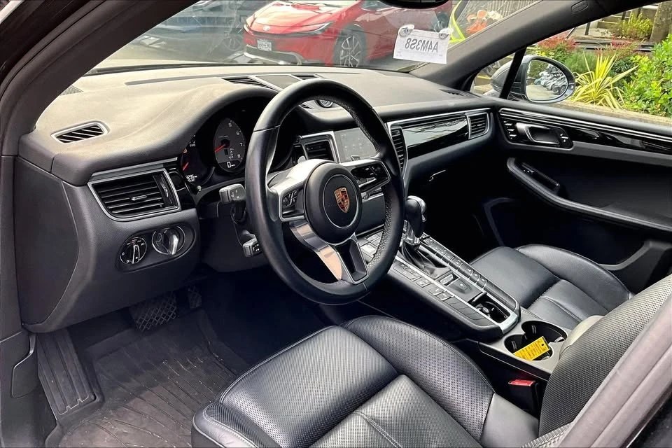 2018 Porsche Macan S - Image 3 of 6