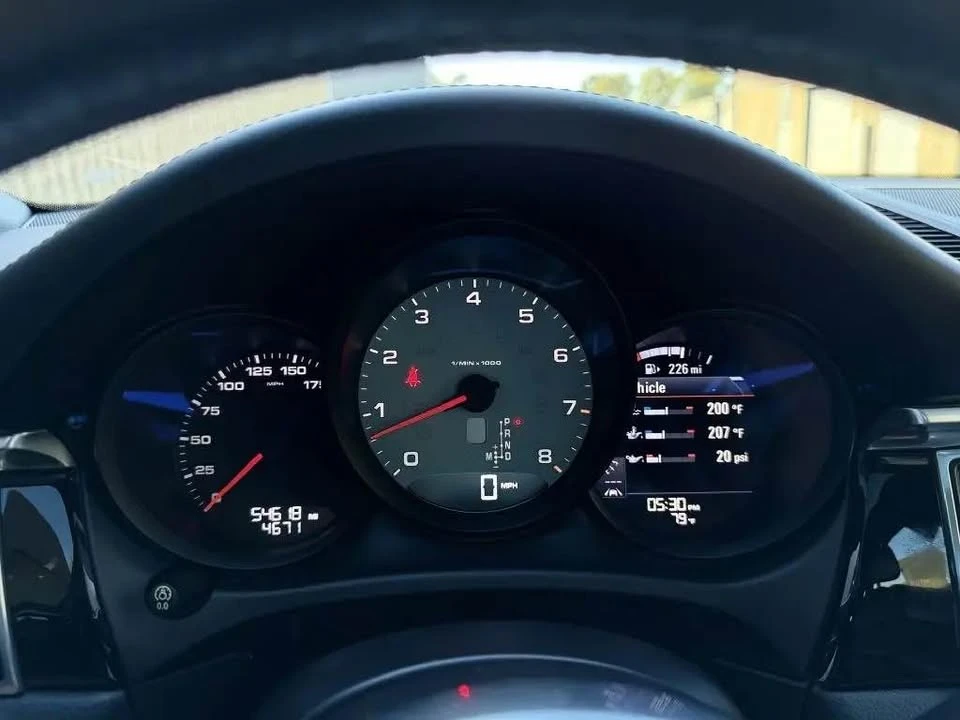 2018 Porsche Macan S - Image 12 of 15