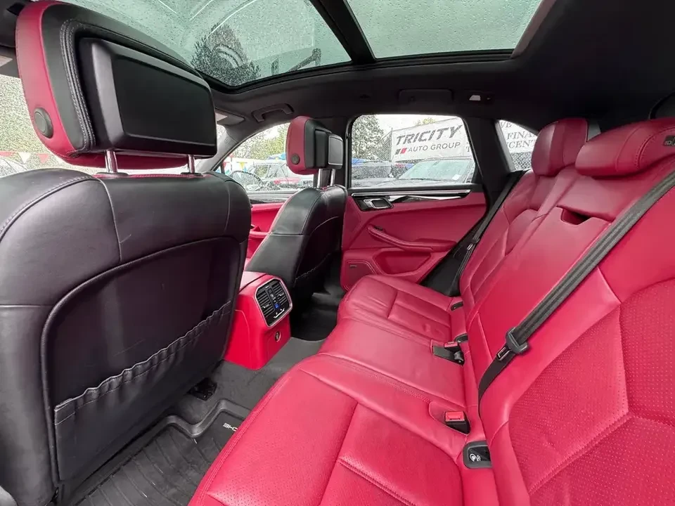 2018 Porsche Macan S - Image 14 of 20