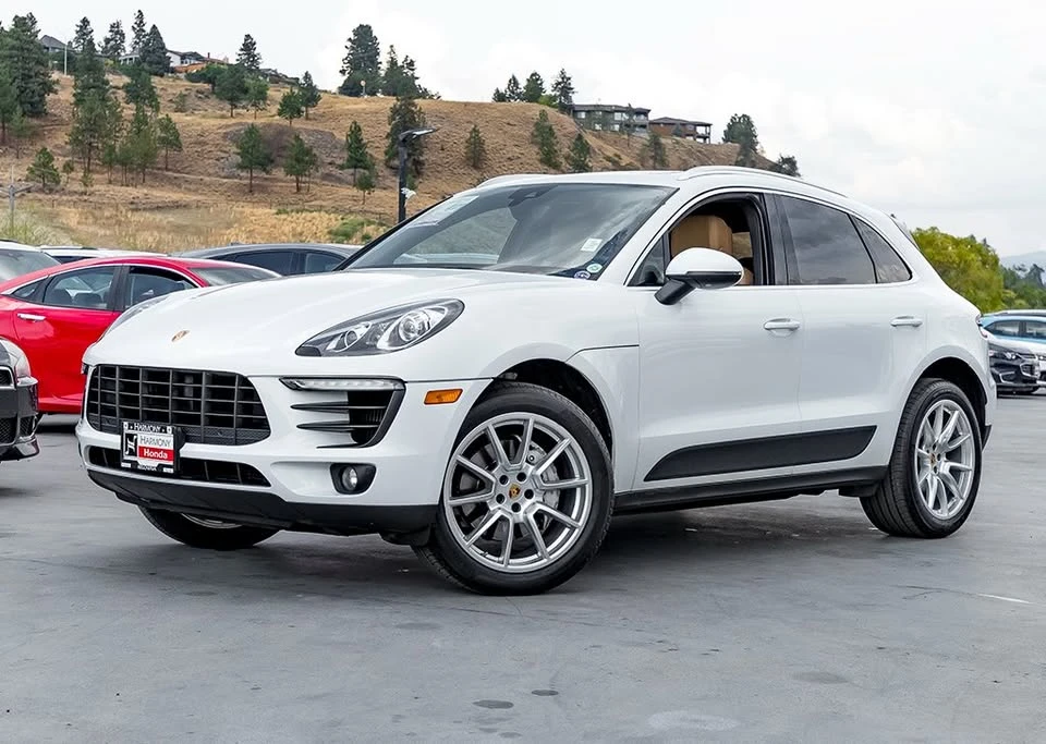 2018 Porsche Macan S - Image 2 of 13