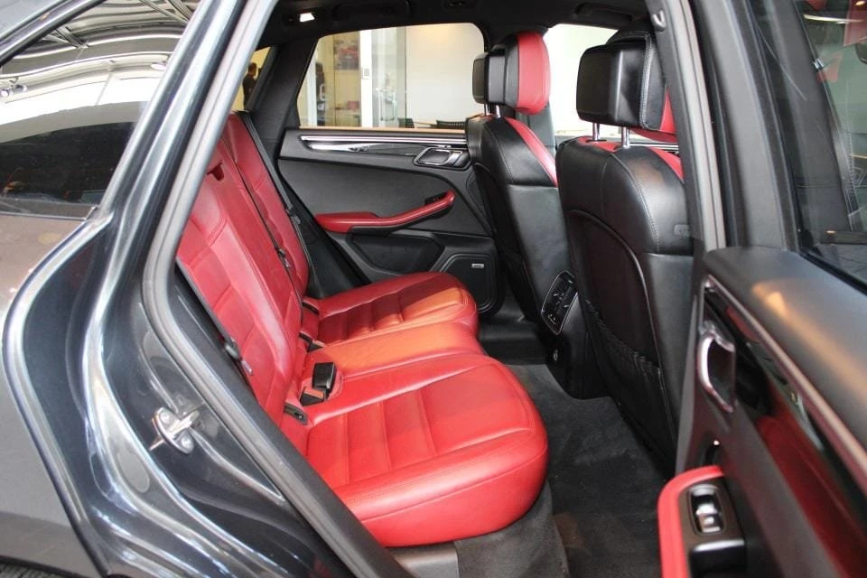 2018 Porsche Macan S - Image 9 of 20
