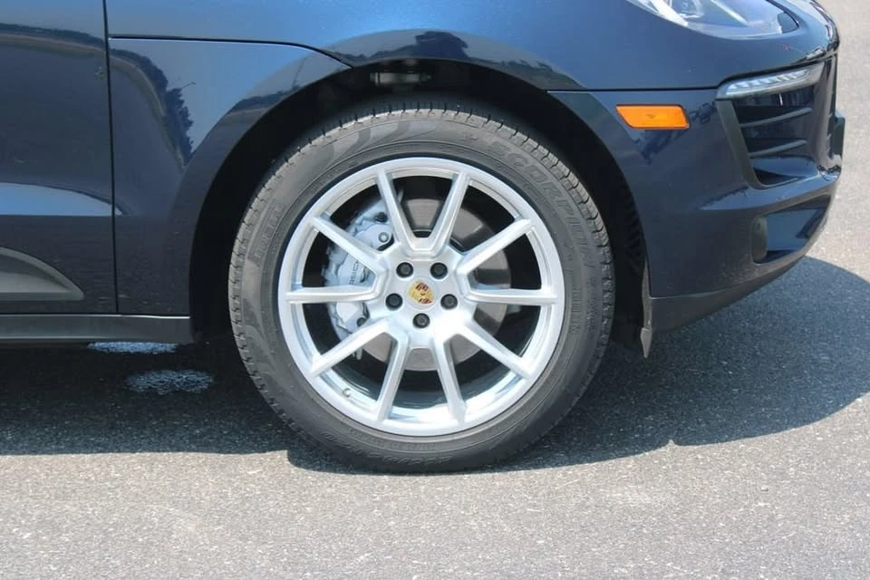 2018 Porsche Macan S - Image 7 of 15
