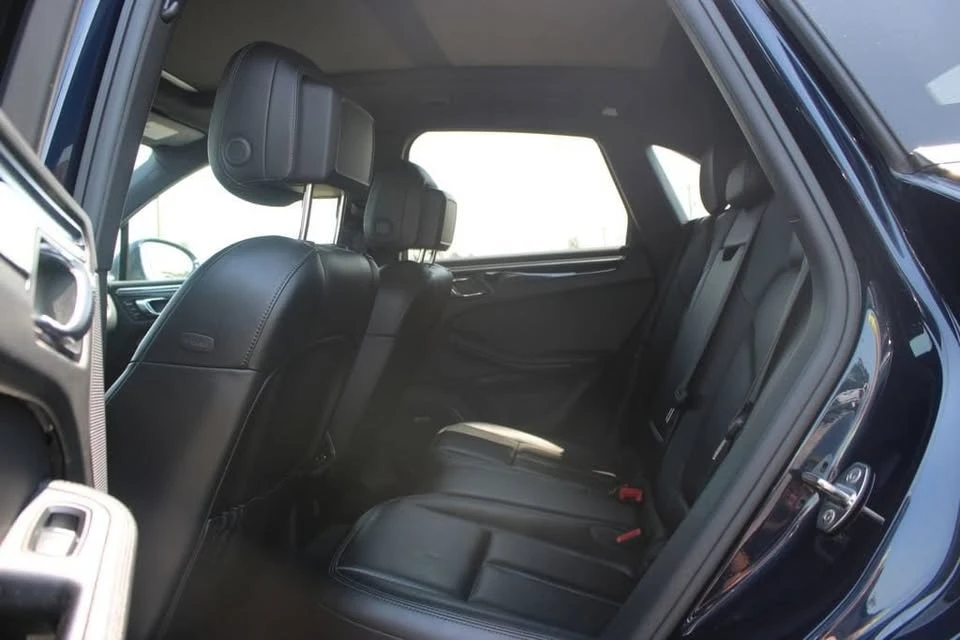 2018 Porsche Macan S - Image 10 of 15