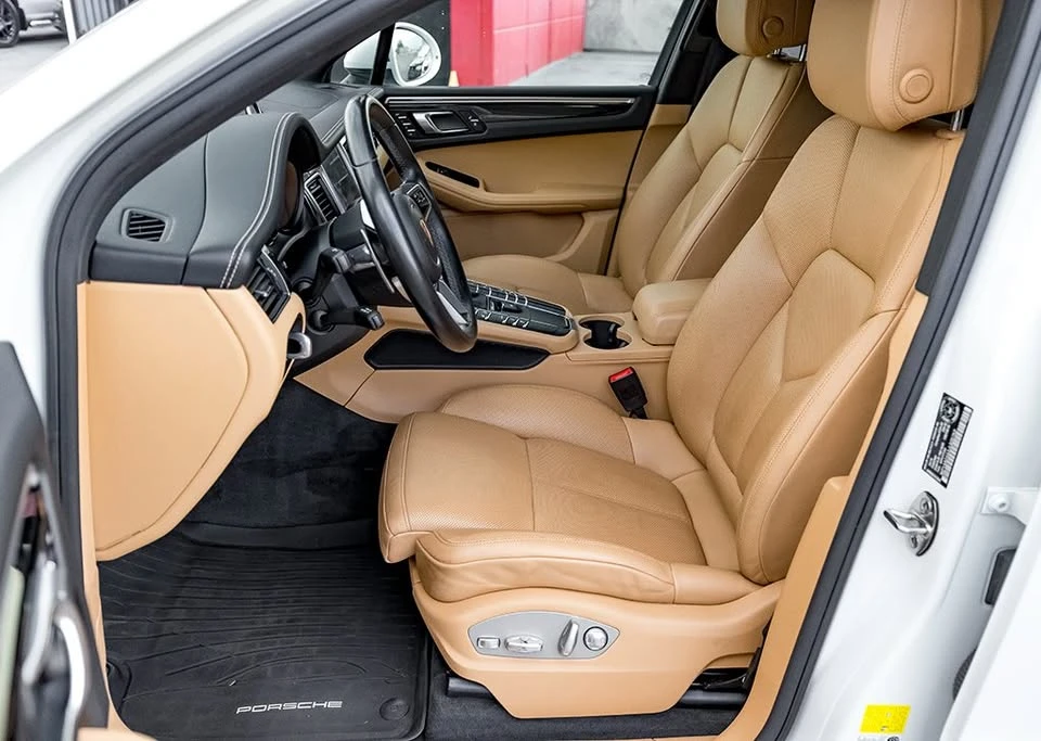 2018 Porsche Macan S - Image 10 of 18