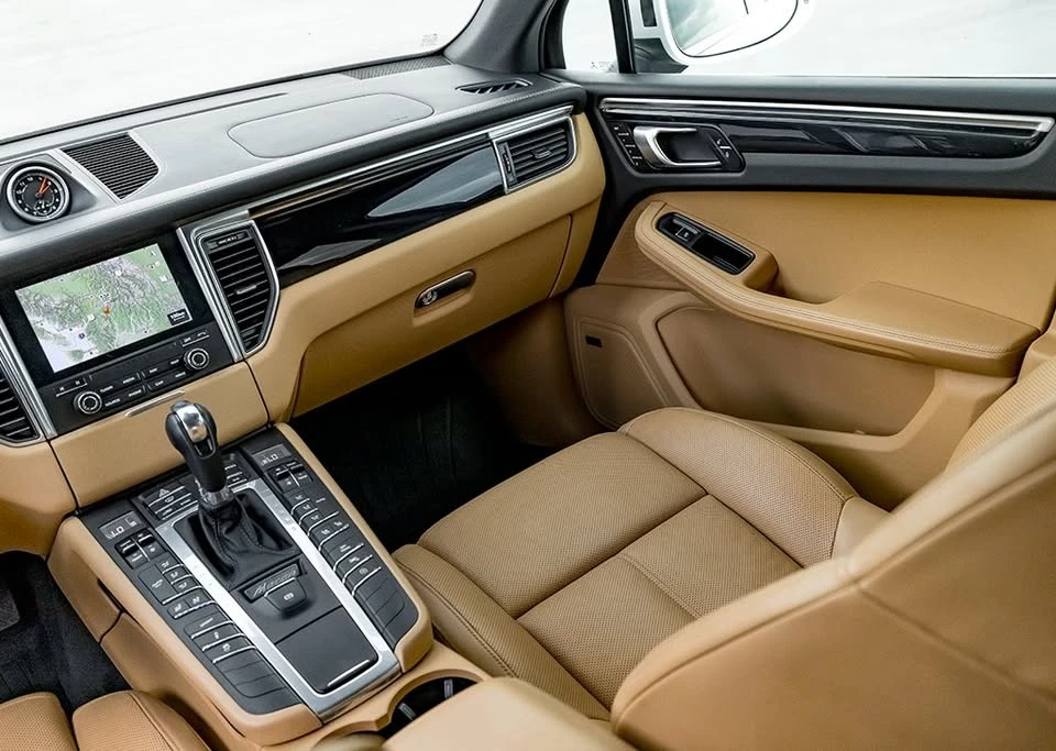 2018 Porsche Macan S - Image 13 of 18