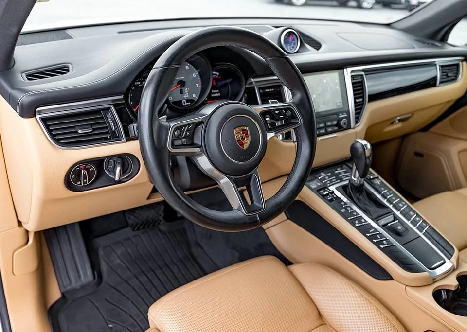 2018 Porsche Macan S - Image 9 of 18