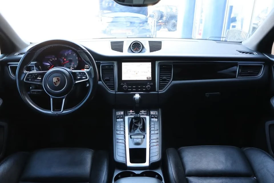 2018 Porsche Macan S - Image 11 of 20
