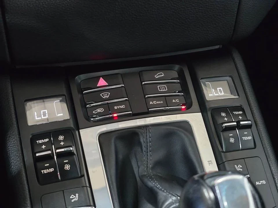 2018 Porsche Macan S - Image 12 of 20