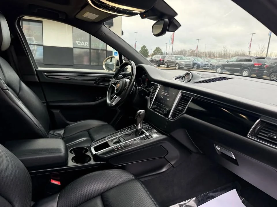 2018 Porsche Macan S - Image 12 of 18