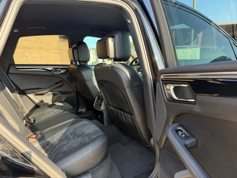 2018 Porsche Macan S - Image 8 of 14
