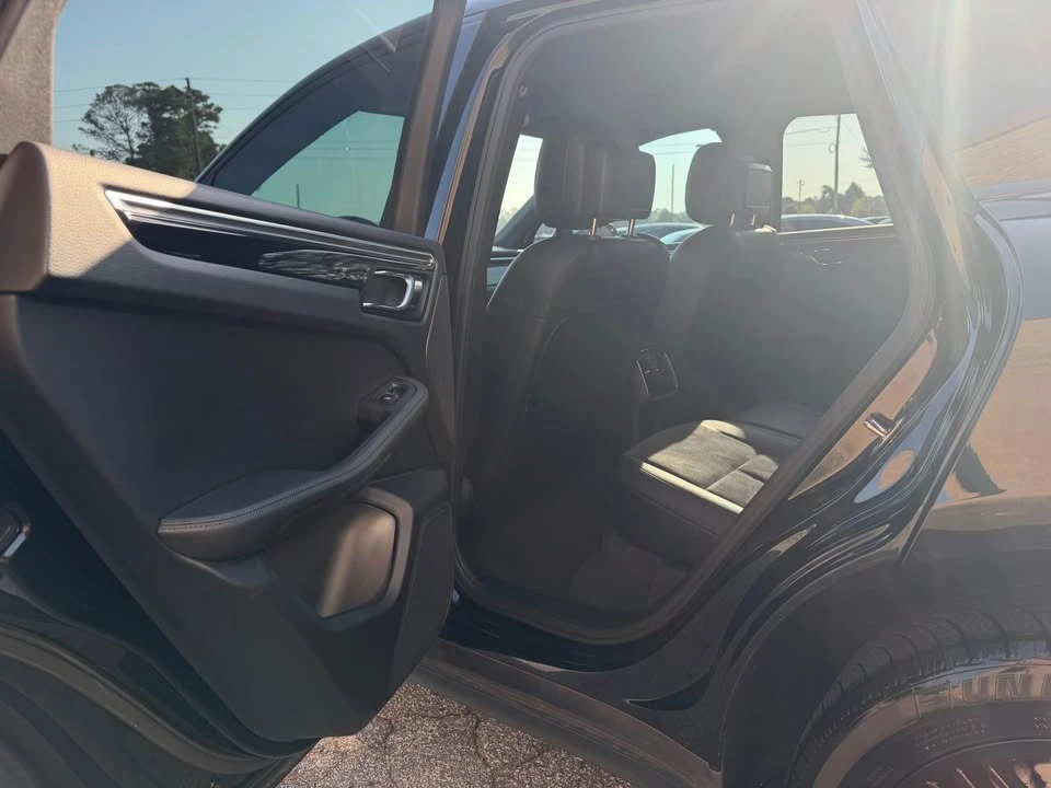 2018 Porsche Macan S - Image 9 of 14