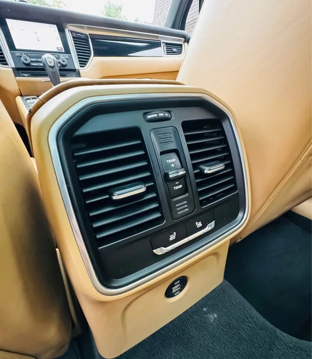 2018 Porsche Macan S - Image 19 of 20