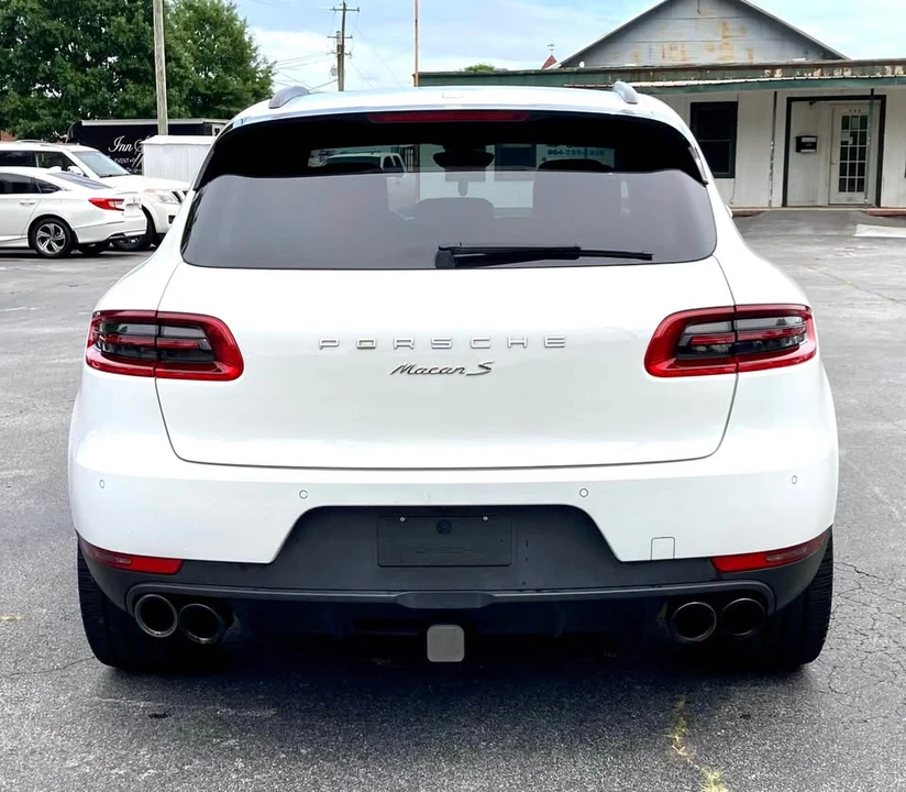 2018 Porsche Macan S - Image 10 of 20