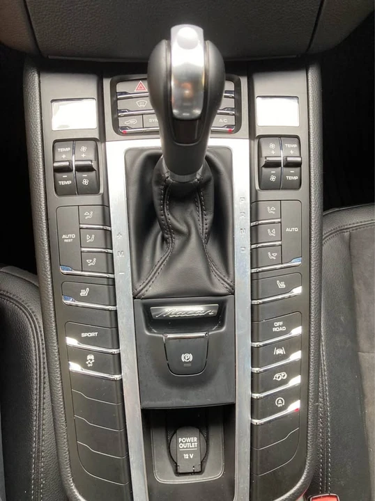 2018 Porsche Macan S - Image 19 of 20