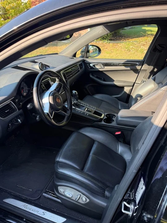 2018 Porsche Macan S - Image 7 of 9