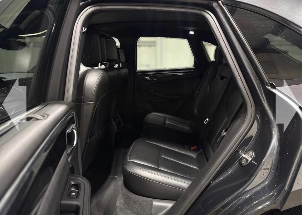 2018 Porsche Macan S - Image 5 of 8