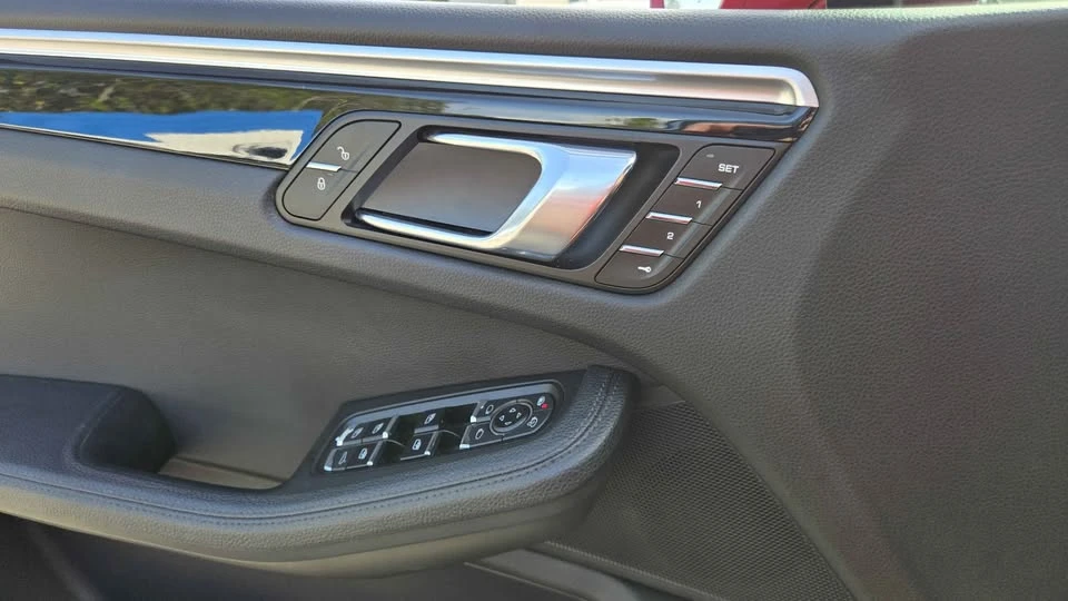 2018 Porsche Macan S - Image 13 of 13