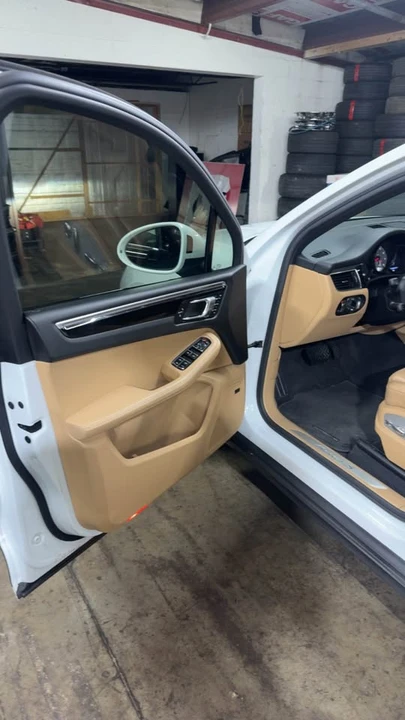 2018 Porsche Macan S - Image 10 of 19