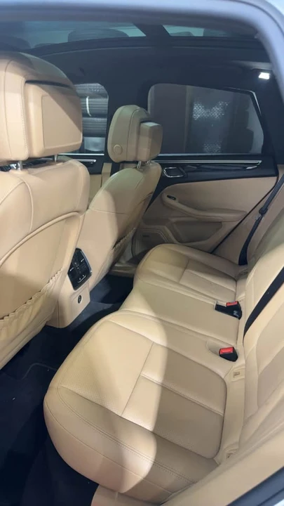 2018 Porsche Macan S - Image 14 of 19
