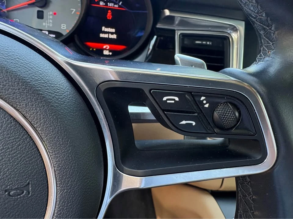 2018 Porsche Macan S - Image 11 of 20