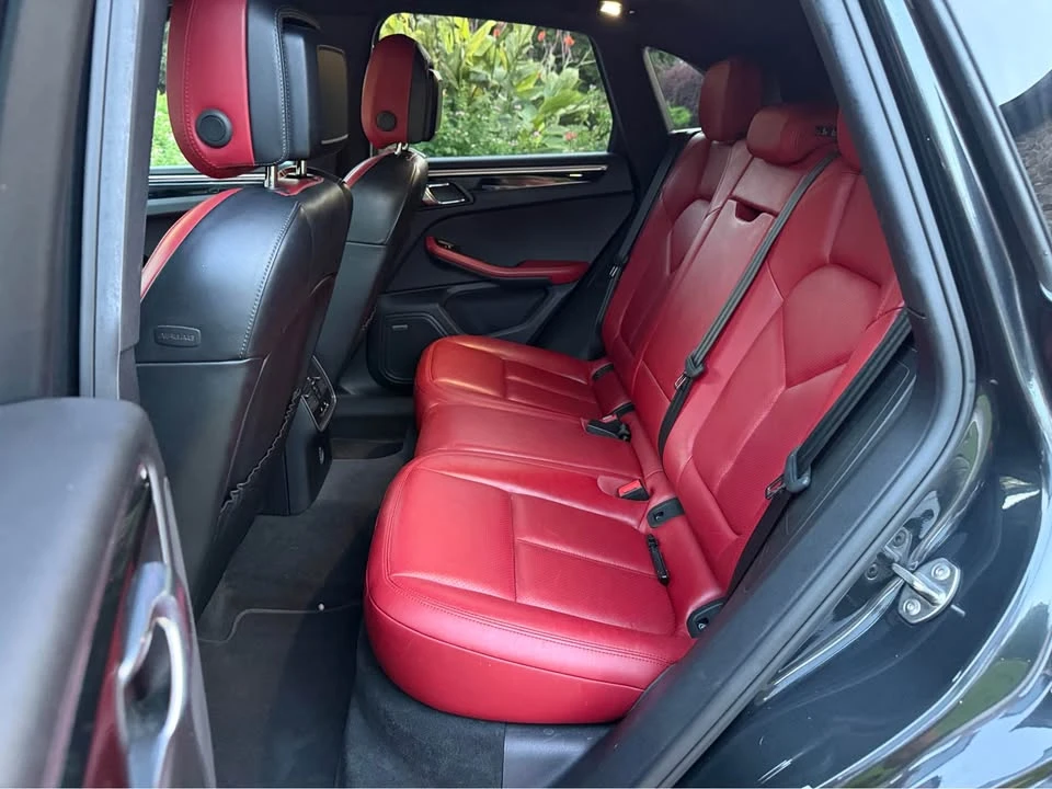 2018 Porsche Macan S - Image 15 of 20