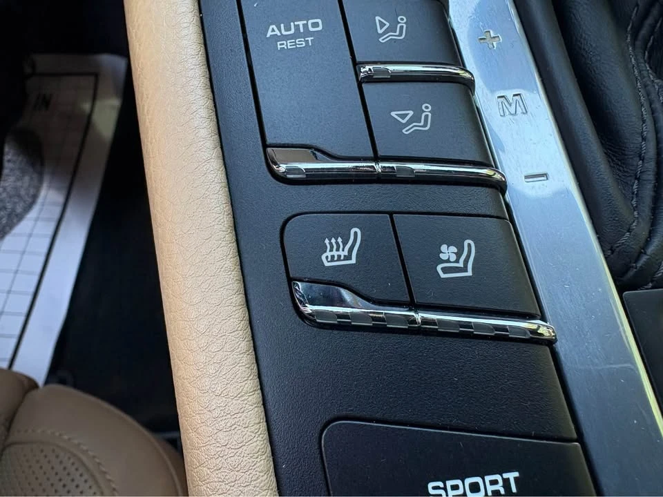 2018 Porsche Macan S - Image 15 of 20
