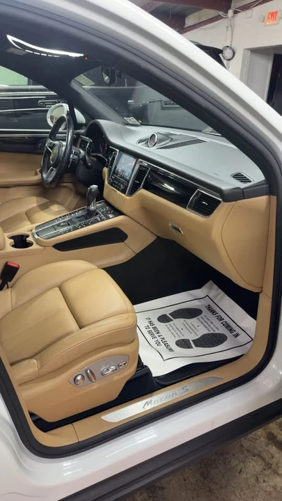 2018 Porsche Macan S - Image 17 of 19