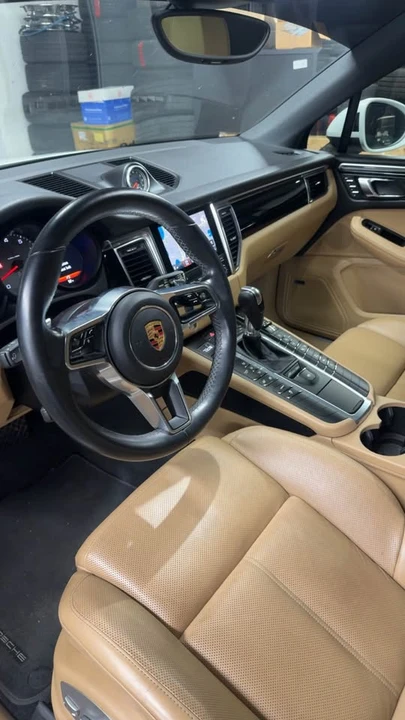 2018 Porsche Macan S - Image 8 of 19