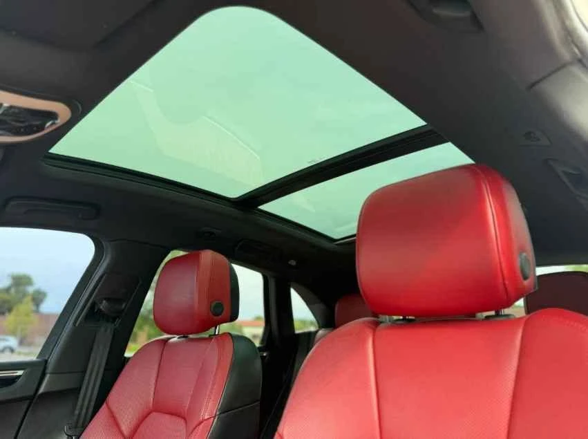 2018 Porsche Macan S - Image 17 of 20