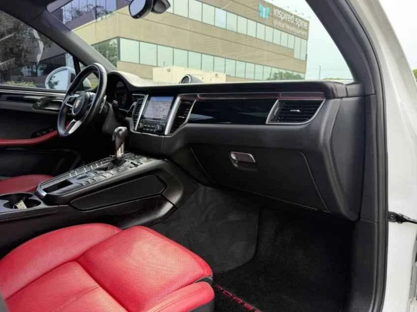 2018 Porsche Macan S - Image 18 of 20