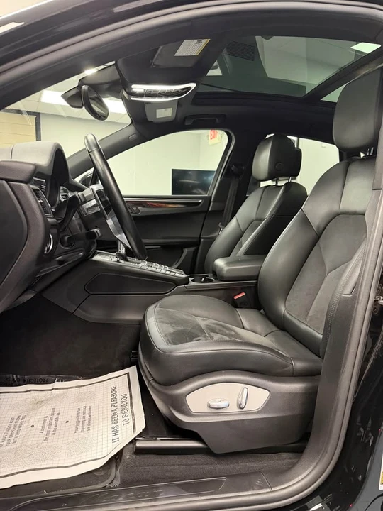 2018 Porsche Macan S - Image 8 of 11