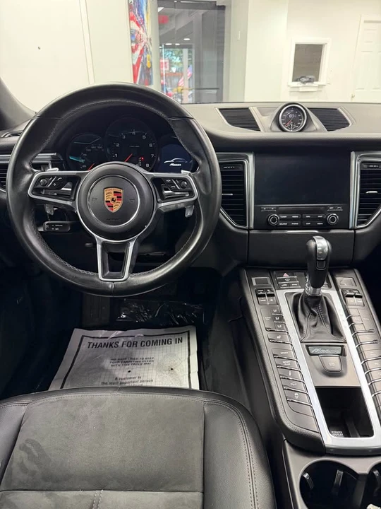 2018 Porsche Macan S - Image 7 of 11