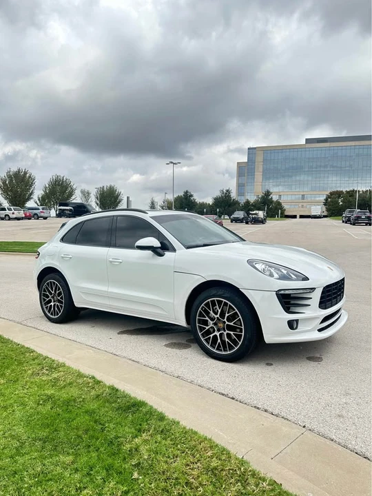 2018 Porsche Macan S - Image 2 of 13