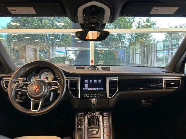 2018 Porsche Macan S - Image 9 of 20