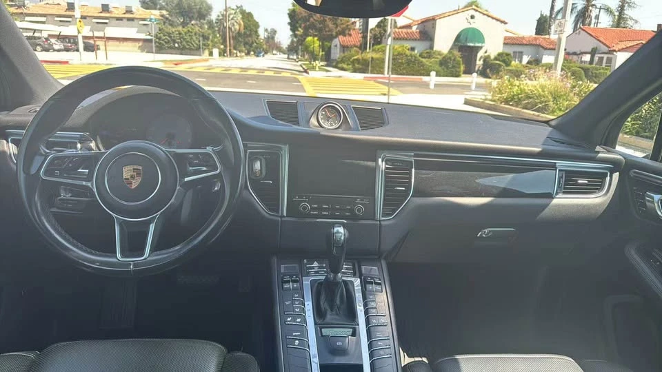 2018 Porsche Macan S - Image 11 of 13