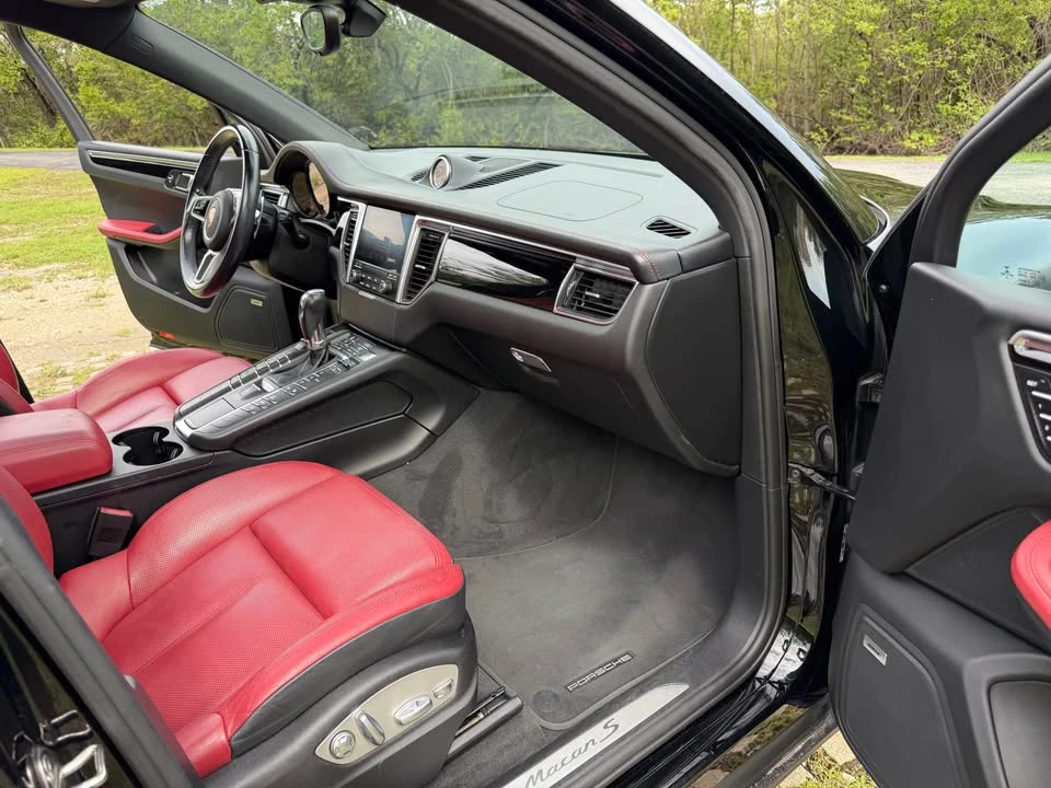 2018 Porsche Macan S - Image 17 of 20