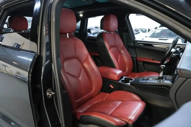 2018 Porsche Macan S - Image 28 of 31