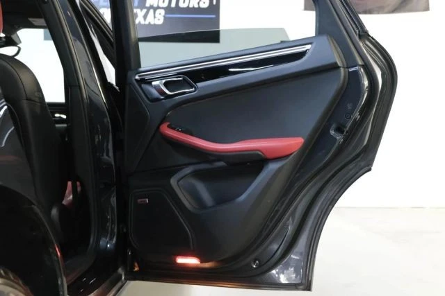 2018 Porsche Macan S - Image 23 of 31